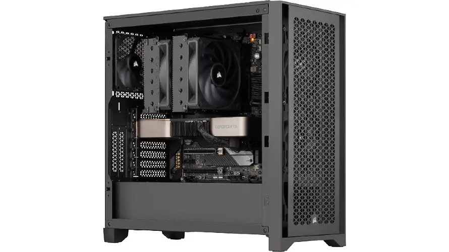 Corsair A115 en fonctionnement dans un boîtier gaming, illustrant le flux d'air optimisé et le faible niveau sonore des ventilateurs.